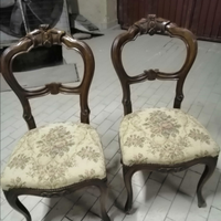 2 Sedie di noce in stile vintage