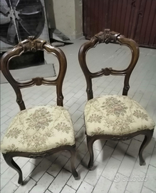 2 Sedie di noce in stile vintage