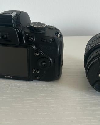 Fotocamera Reflex Nikon D3200 (incluso obiettivo)