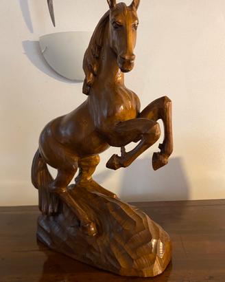 Cavallo in legno
