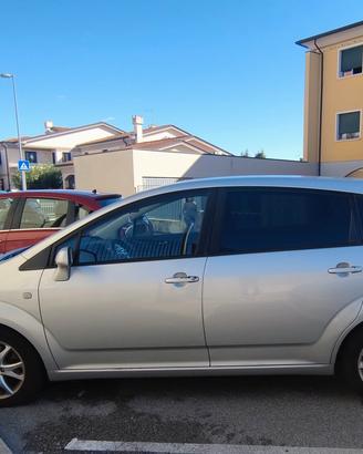 Toyota Corolla-Verso 