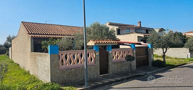 Terralba - villa sulla via Eugenio Mnontale