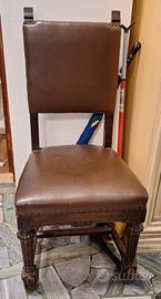 sedie legno pelle stile medioevale