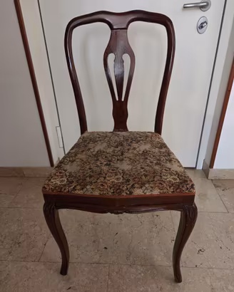 Sedia singola classica.