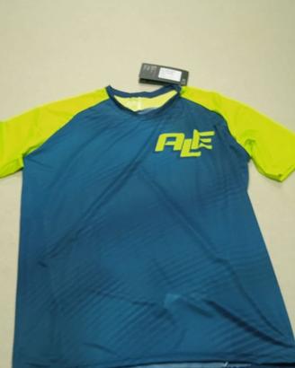T-shirt running