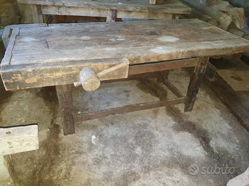 antico tavolo da falegname 