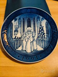 Piatto Royal Copenaghen 1991 originale