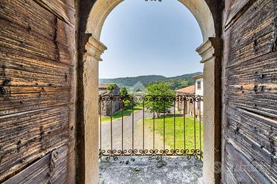 CASA DI CORTE A MONTECCHIA DI CROSARA