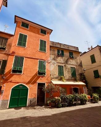 3 LOCALI A ALBENGA