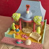 Polly Pocket Dress Shop Pollyville Exterior:
Matte