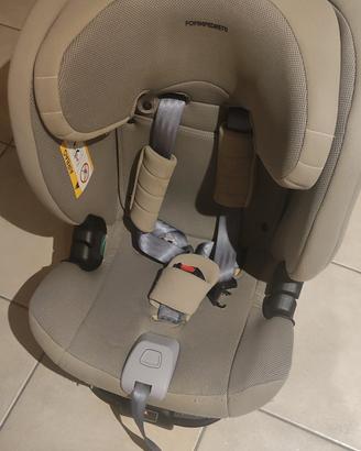 Seggiolino auto
