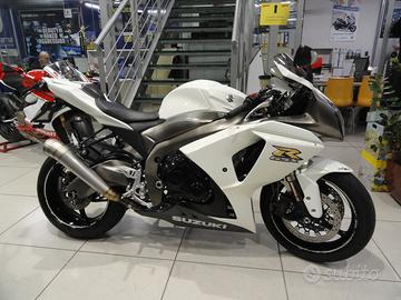 Suzuki GSX R 1000 - 2011