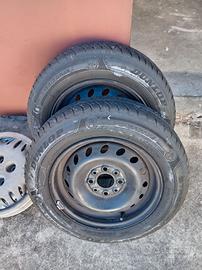 Cerchi e gomme Fiat seicento