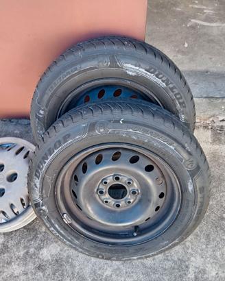 Cerchi e gomme Fiat seicento