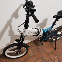 bici a pedalata assistita e-bike elettrica cf20