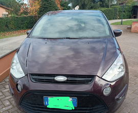 Ford S MAX