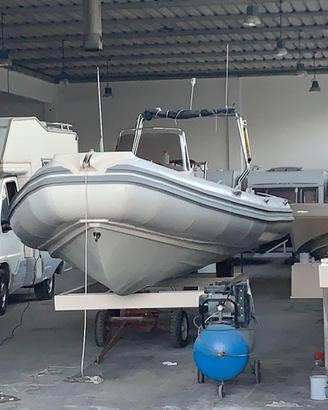 Gommone valiant 7.50 pronto fuori tutto 8 mt