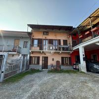 CASA DI CORTE A ALMESE