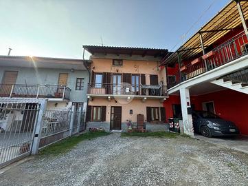 CASA DI CORTE A ALMESE