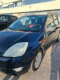 Ford Fiesta benzina