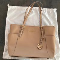 Borsa a spalla Michael Korse colore nude