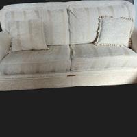 Coppia di  divani beige sfoderabili