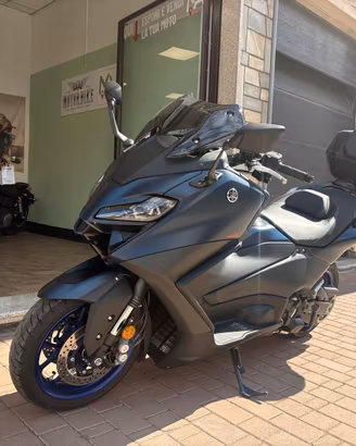 Yamaha T Max 560