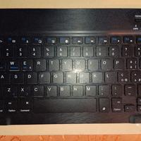 Tastiera Bluetooth 