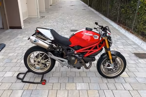 Ducati Monster 1100s in perfette condizioni
