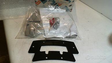 PIASTRA GANCIO BAULETTO XBOX APRILIA LEONARDO 8790
