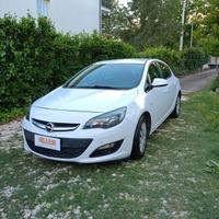 Opel Astra 1.4 Turbo 140CV 5 porte Elective