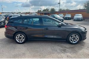 Ford focus sw automatica