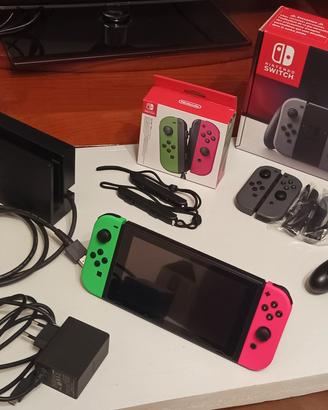 Nintendo Switch V1 2017 XAJ7001 + Accessori