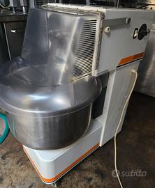 impastatrice professionale 40 kg braccia tuffanti