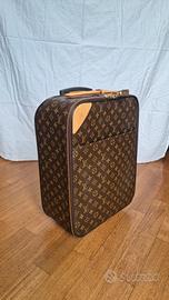 Louis Vuitton Pégase 55 Monogram Trolley