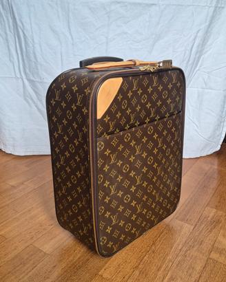 Louis Vuitton Pégase 55 Monogram Trolley