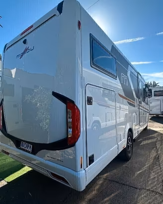 NUOVO INTEGRALE MALIBU DUCATO 180 CV AUTOMATICO