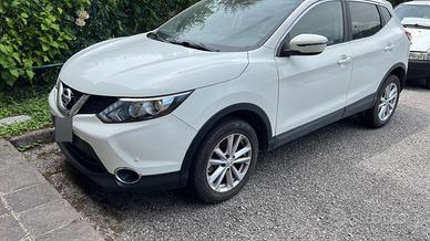 Nissan qashqai. Da riparare