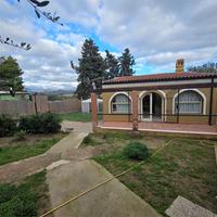 villetta indipendente separassiu quartu pressi via