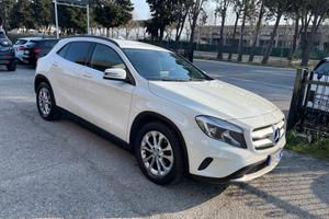 Mercedes-benz GLA 180 d Automatic Premium