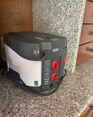 Friggitrice a olio De Longhi