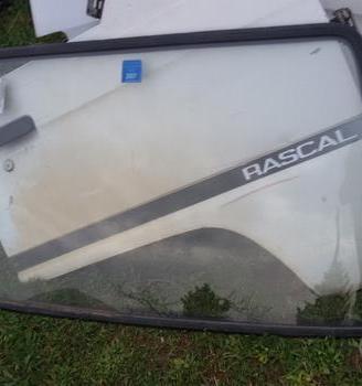 Parabrezza bedford rascal suzuki carry