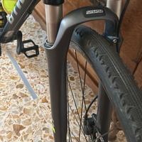 Bicicletta trekking MTB