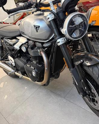 Triumph Speed Twin 1200