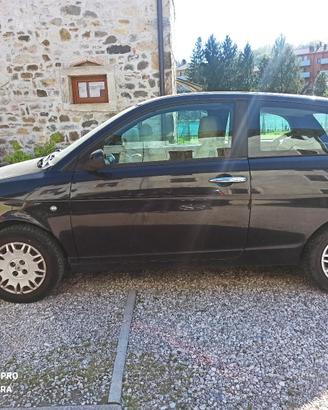 Lancia Y 1.2 Argento 