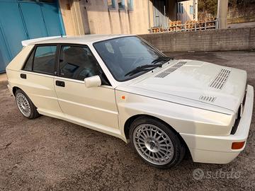 Delta 2.0 HF Integrale Serie Speciale Bianca perla