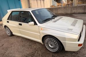 Delta 2.0 HF Integrale Serie Speciale Bianca perla