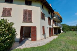 Trilocale a piano terra con box e cantina