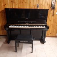 Pianoforte verticale Yamaha