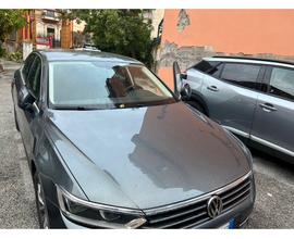 Volkswagen Passat 2.0 TD 190 CV Highline